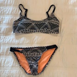 Black and white print bikini